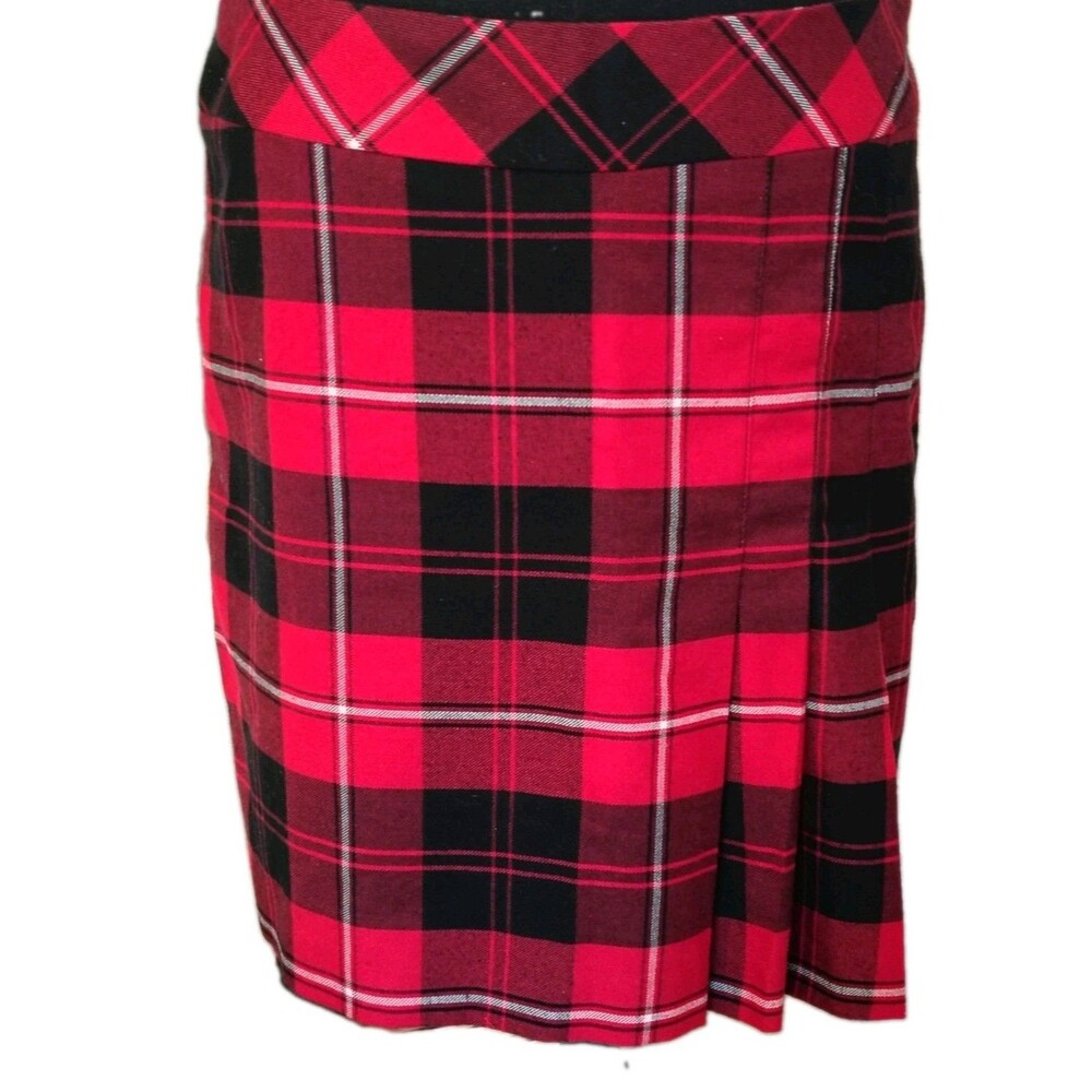Vintage B. Moss Red & Black Tartan Plaid Pleated Skirt Size 10 Made in USA Prep